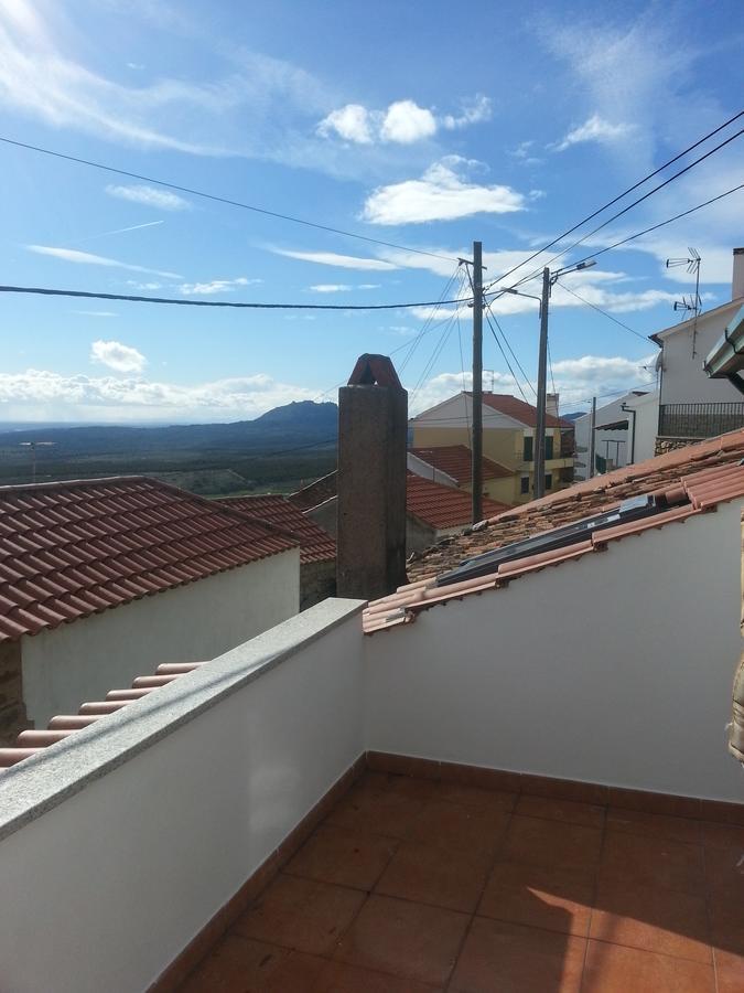 Casa Do Alecrim Villa Penha Garcia Luaran gambar